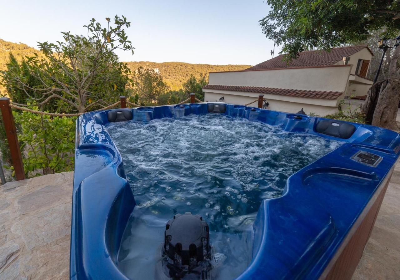 Silom House Villa Sant Pere De Ribes Kültér fotó