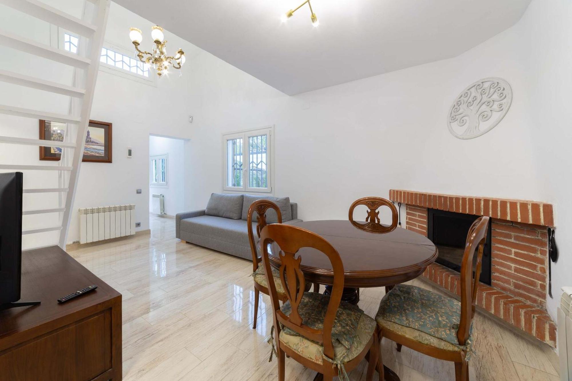 Silom House Villa Sant Pere De Ribes Kültér fotó