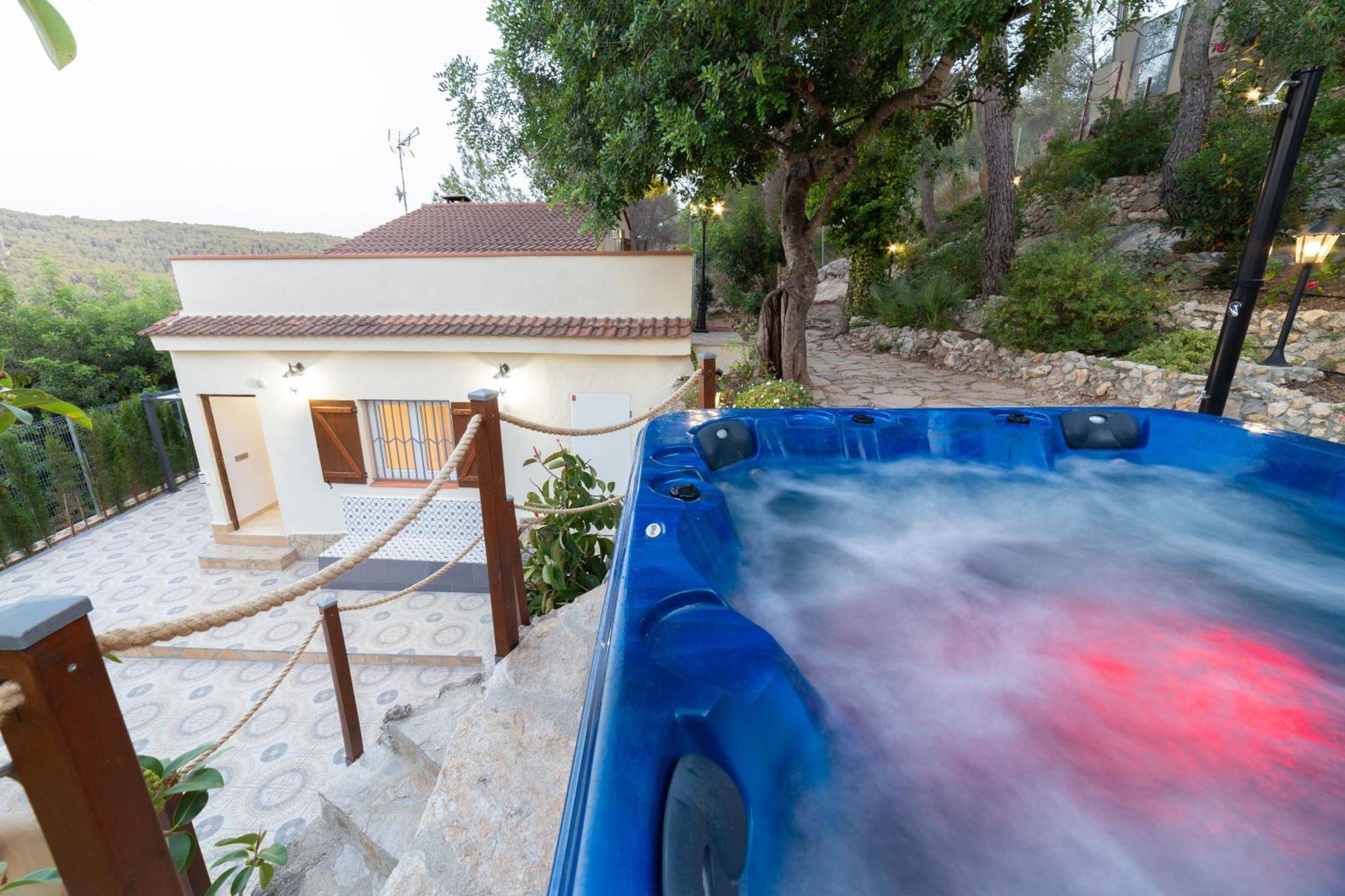 Silom House Villa Sant Pere De Ribes Kültér fotó