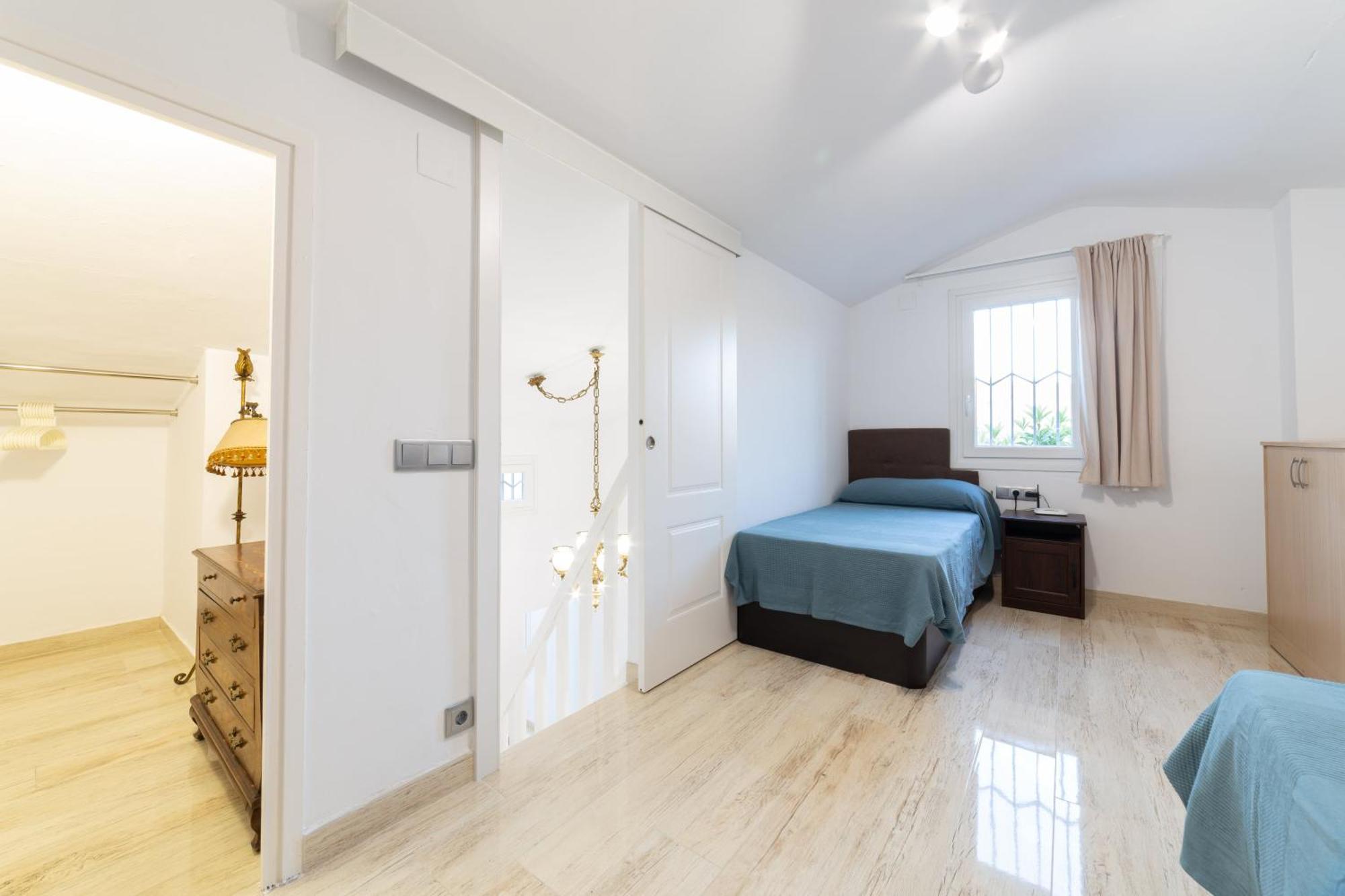 Silom House Villa Sant Pere De Ribes Kültér fotó