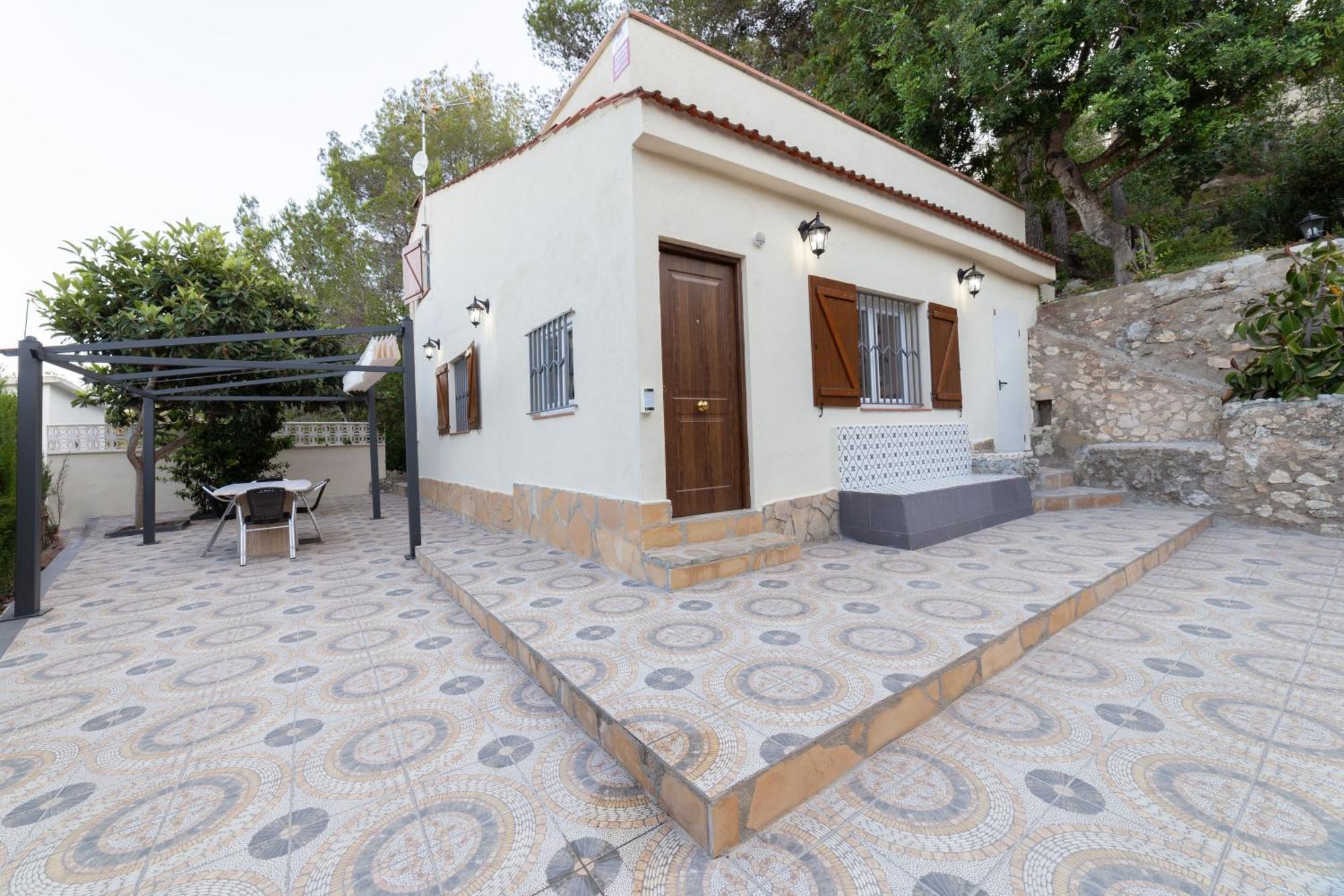 Silom House Villa Sant Pere De Ribes Kültér fotó