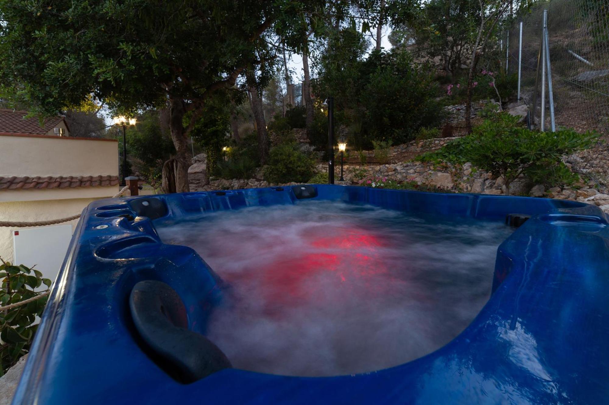 Silom House Villa Sant Pere De Ribes Kültér fotó